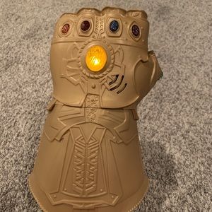 Marvel Infinity Gauntlet Toy Glove